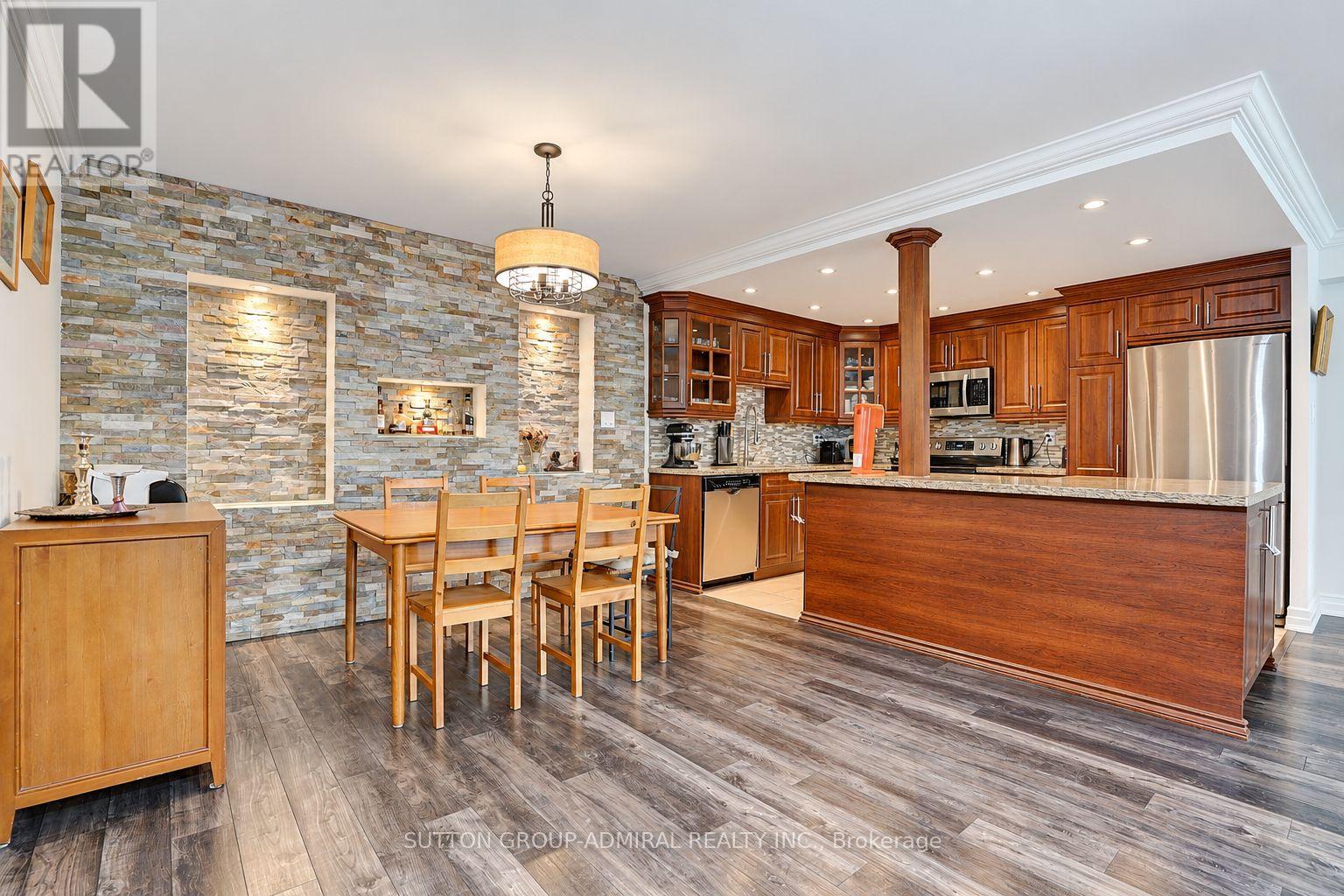 1201 Steeles Avenue West — photo 8