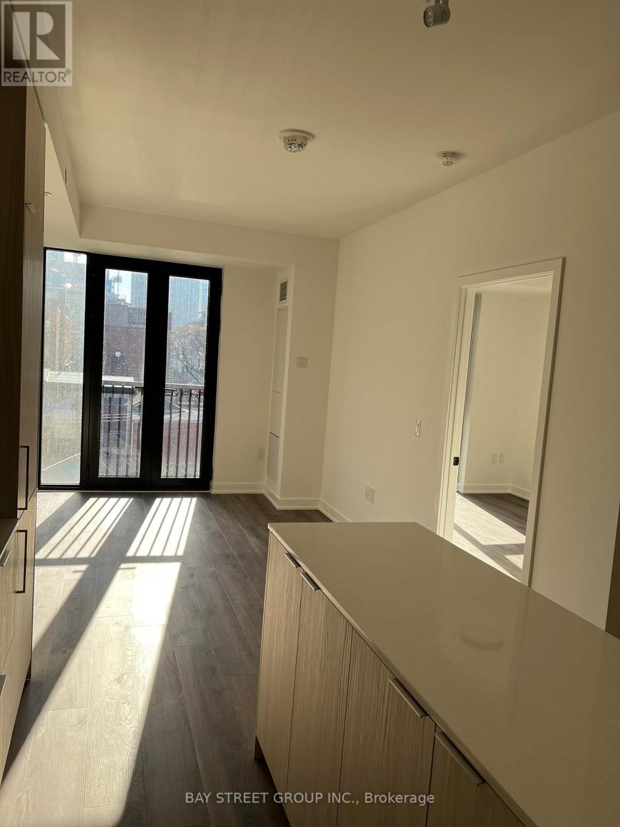 123 Portland Street — photo 11
