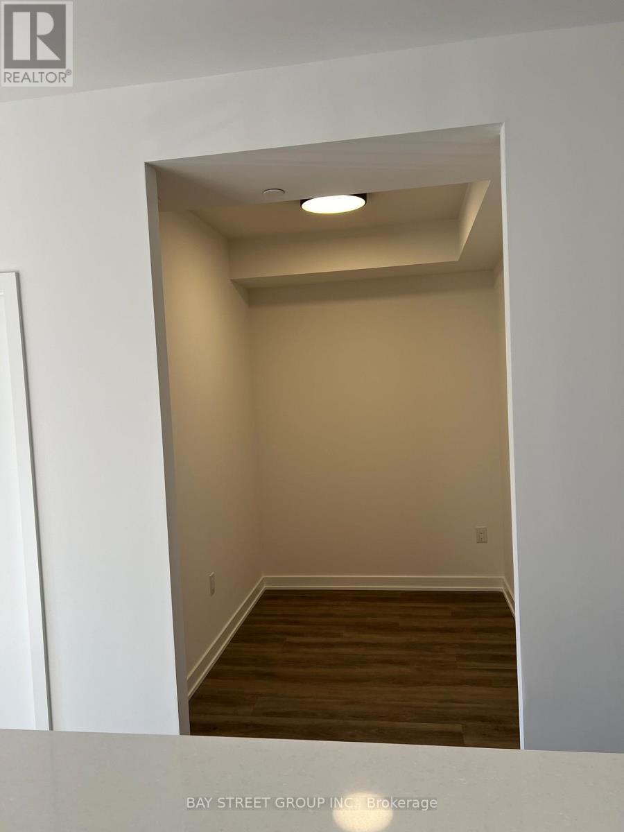 123 Portland Street — photo 15
