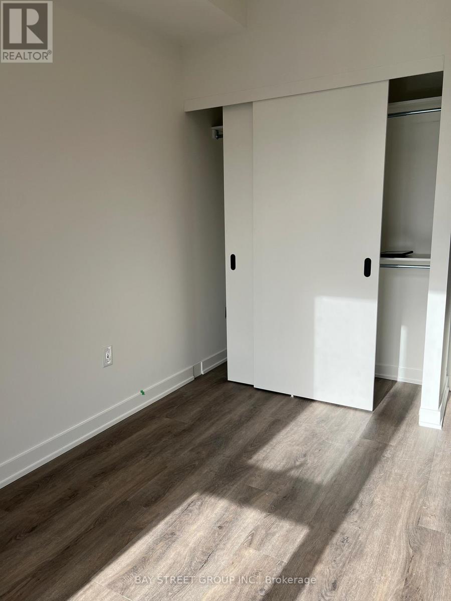123 Portland Street — photo 19