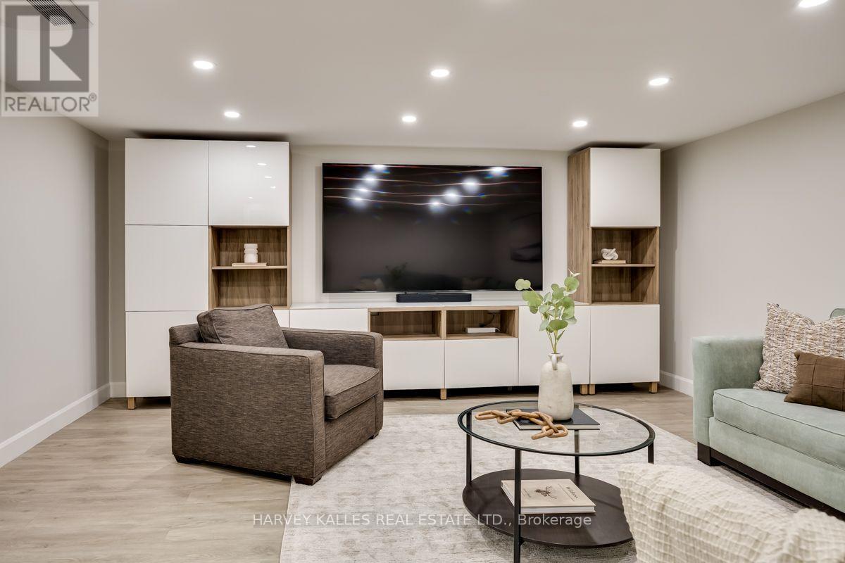 110 Chatsworth Drive — photo 34