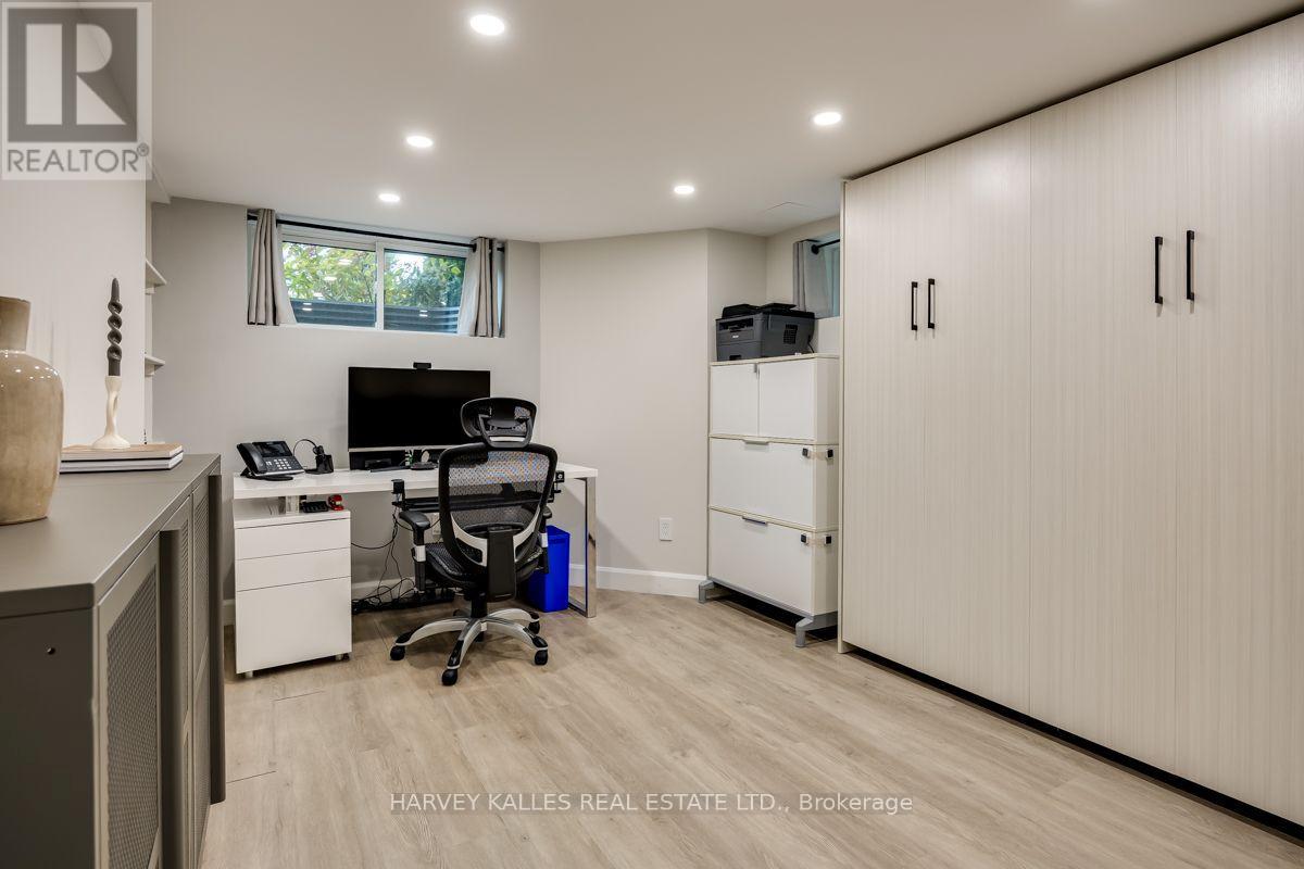 110 Chatsworth Drive — photo 36