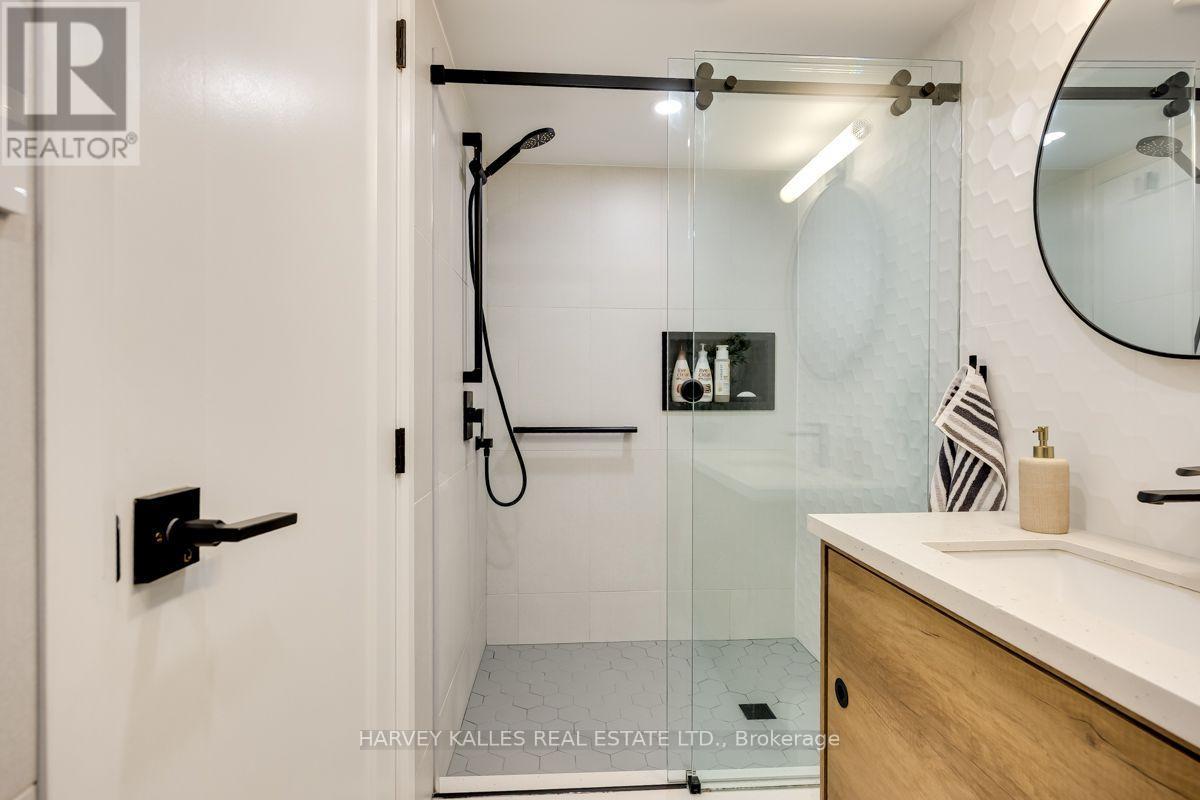 110 Chatsworth Drive — photo 41
