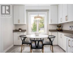 110 Chatsworth Drive, Toronto, ON M4R1R9 Photo 12