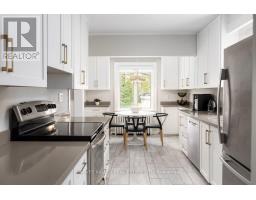 110 Chatsworth Drive, Toronto, ON M4R1R9 Photo 15