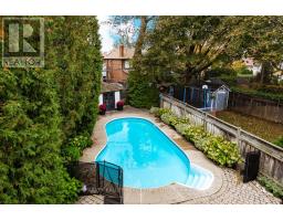 110 Chatsworth Drive, Toronto, ON M4R1R9 Photo 22