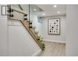 110 Chatsworth Drive, Toronto, ON M4R1R9 Photo 32