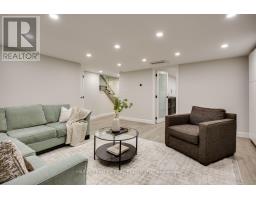 110 Chatsworth Drive, Toronto, ON M4R1R9 Photo 35