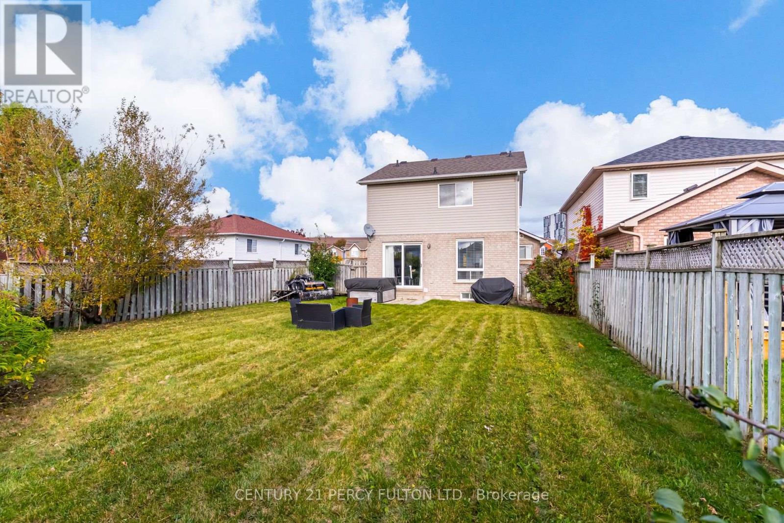 1842 DALHOUSIE CRESCENT - 40