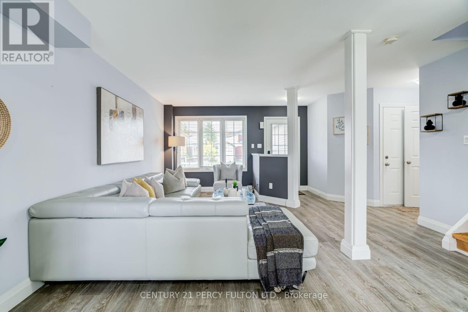 1842 DALHOUSIE CRESCENT - 5
