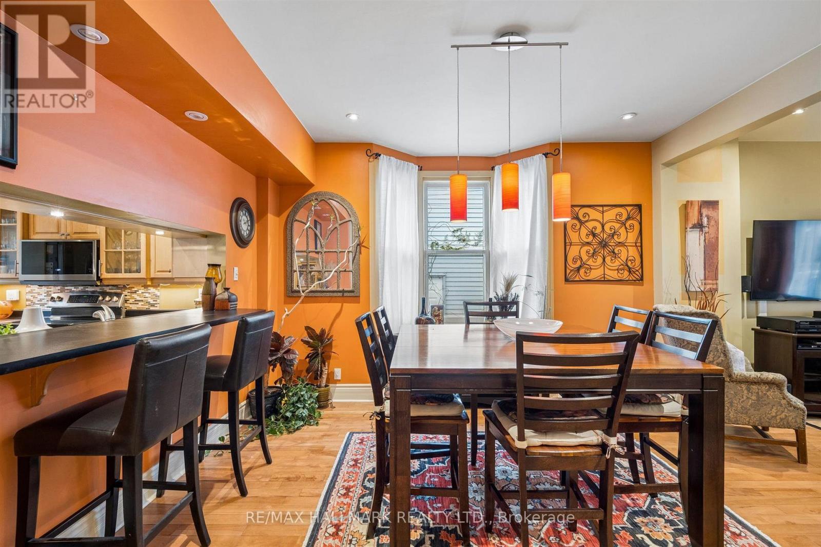 9 SAVOY AVENUE - 18