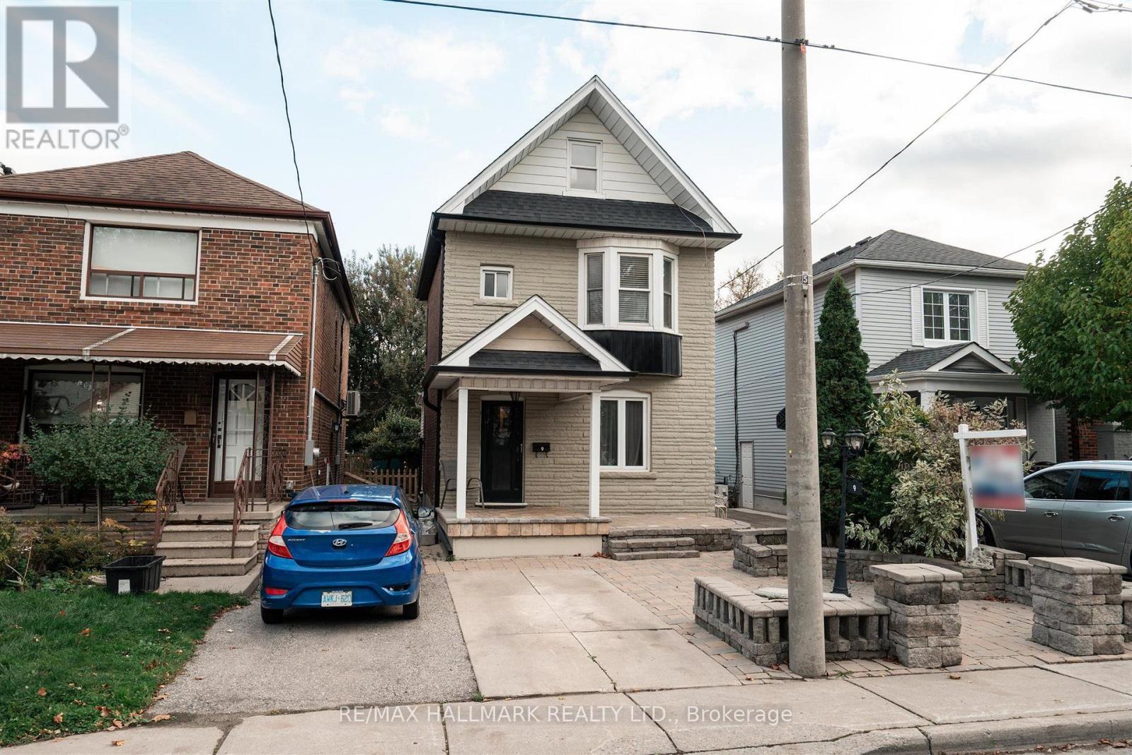 9 SAVOY AVENUE - 2
