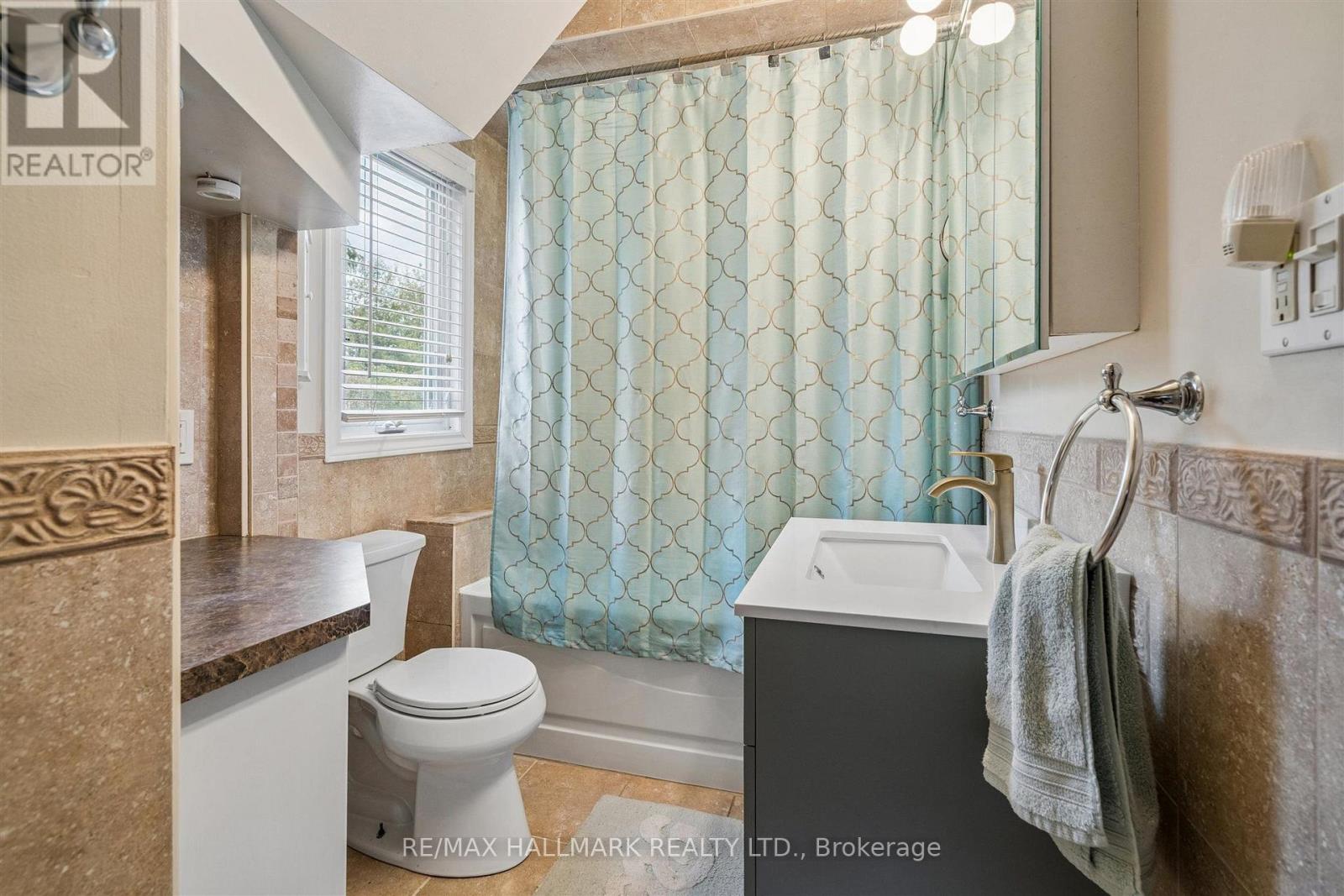 9 Savoy Avenue, Toronto, ON photo 29