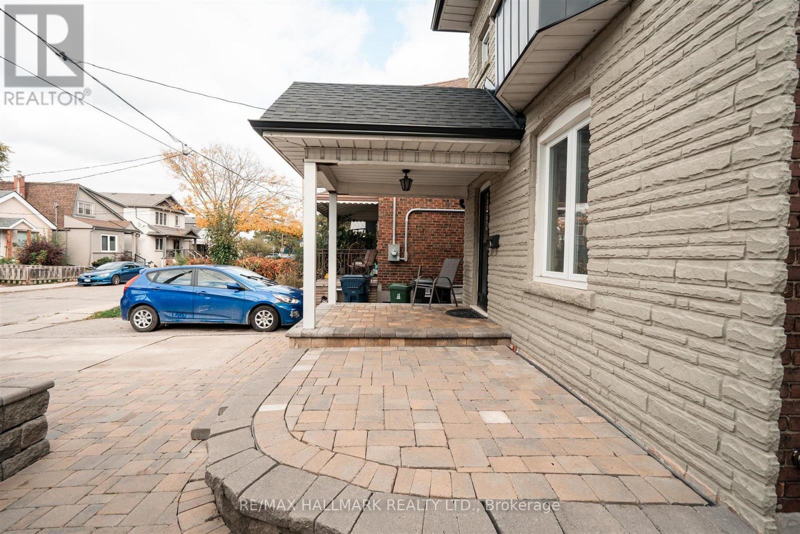 9 Savoy Avenue, Toronto, ON photo 6