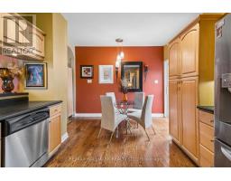 9 Savoy Avenue, Toronto, ON M4C2X4 Photo 24