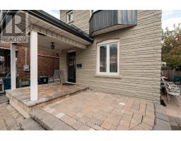 9 Savoy Avenue, Toronto, ON M4C2X4 Photo 9