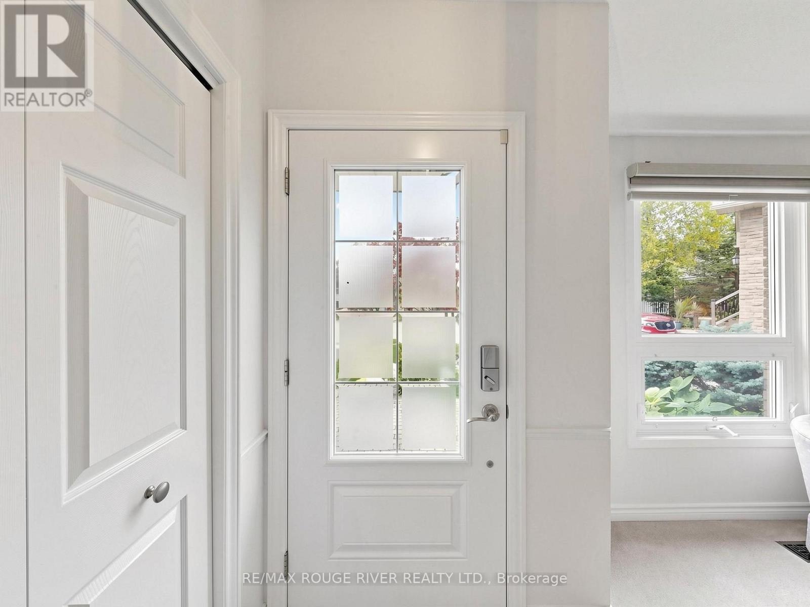 1739 Ada Court — photo 3
