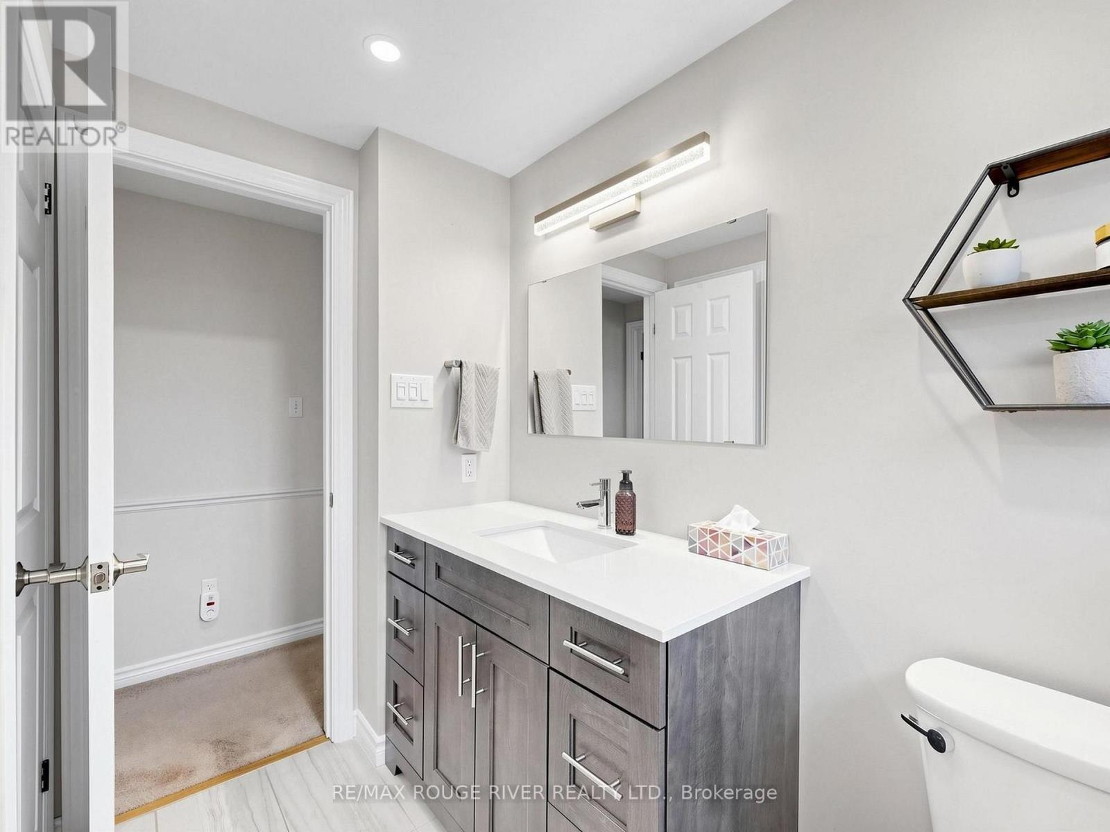 1739 Ada Court — photo 32