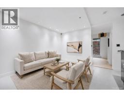 1182 Richards Street, Vancouver, BC V6B3E6 Photo 12