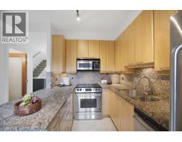 1182 Richards Street, Vancouver, BC V6B3E6 Photo 14