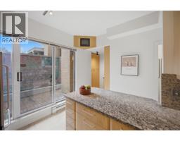 1182 Richards Street, Vancouver, BC V6B3E6 Photo 15