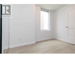 Th07 - 1010 Portage Parkway, Vaughan, ON L4K0K3 Photo 10