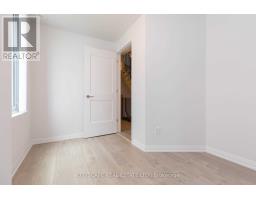 Th07 - 1010 Portage Parkway, Vaughan, ON L4K0K3 Photo 11
