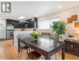 1959 Manning Avenue, Port Coquitlam, BC V3B1L3 Photo 9