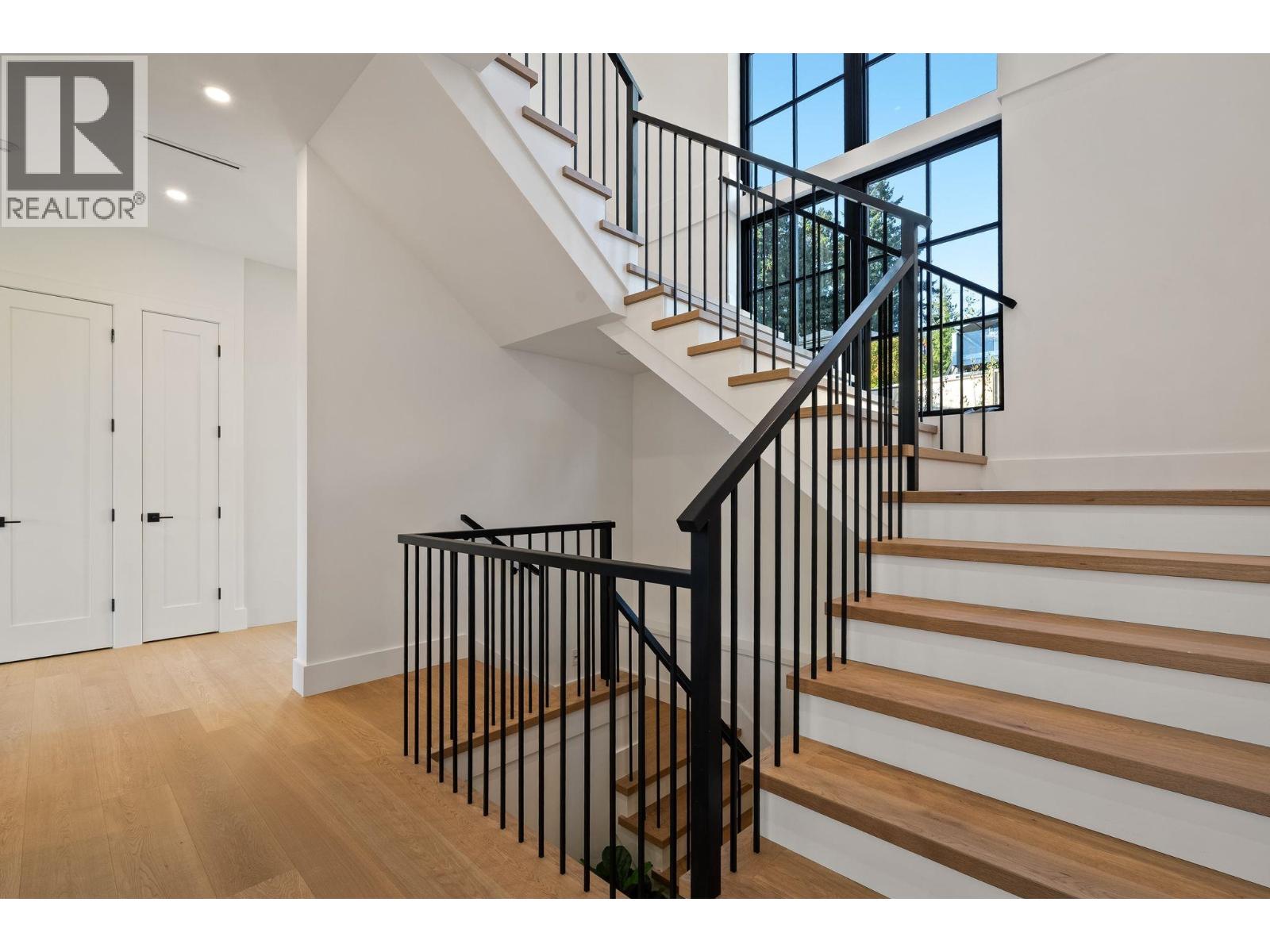 1709 OTTAWA AVENUE, West Vancouver - Image 1