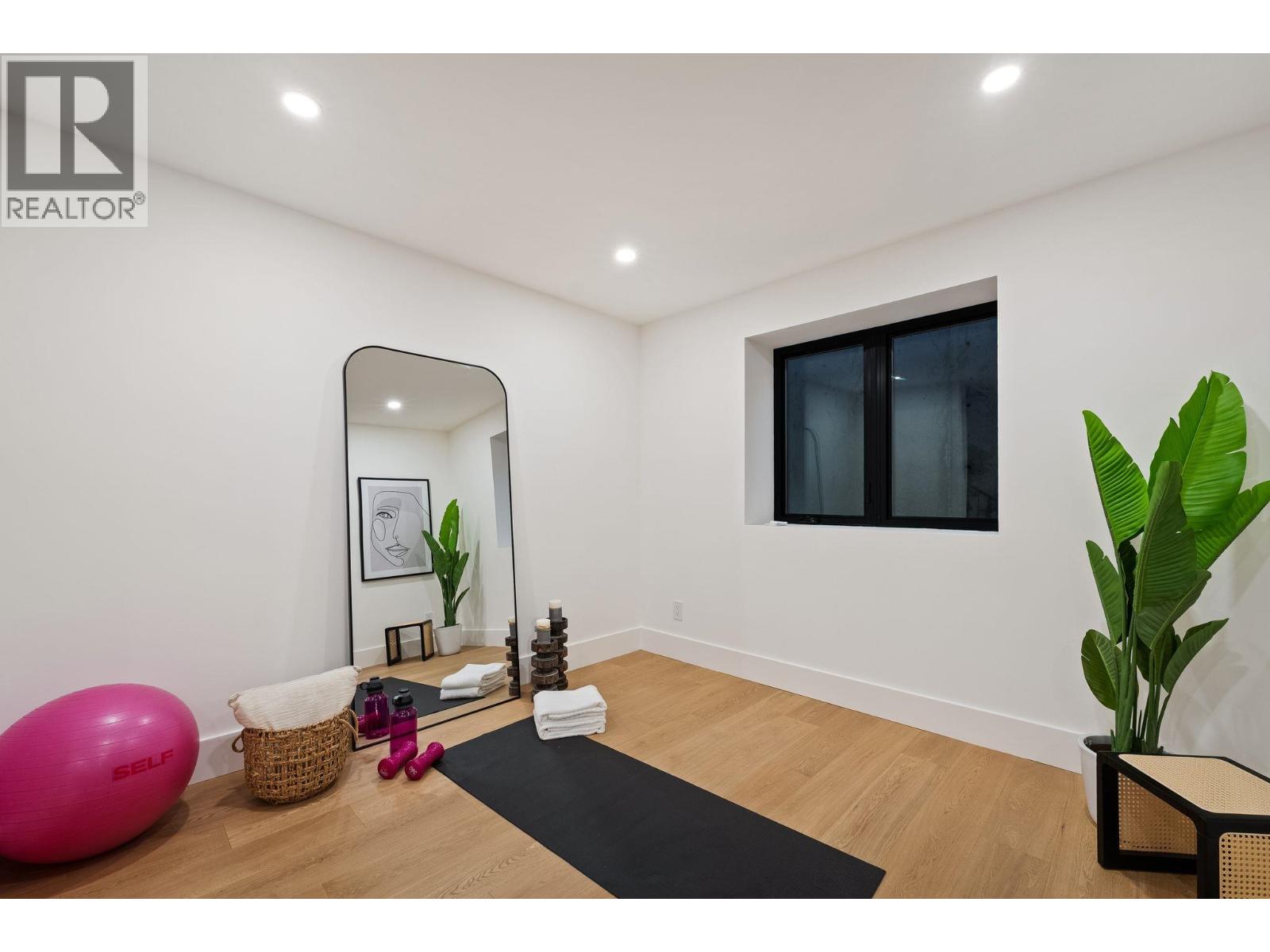 1709 OTTAWA AVENUE, West Vancouver - Image 1