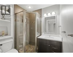 460 Sentinel Court, Kamloops, BC V2E2G6 Photo 35