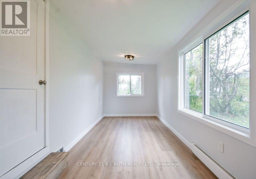 12 FERGUSHILL ROAD - 24