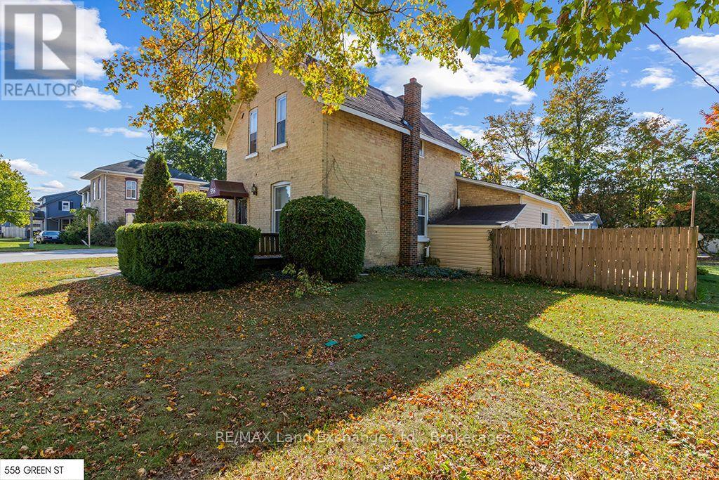 558 Green Street — photo 4