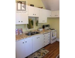 558 Green Street, Saugeen Shores, ON N0H2C1 Photo 8