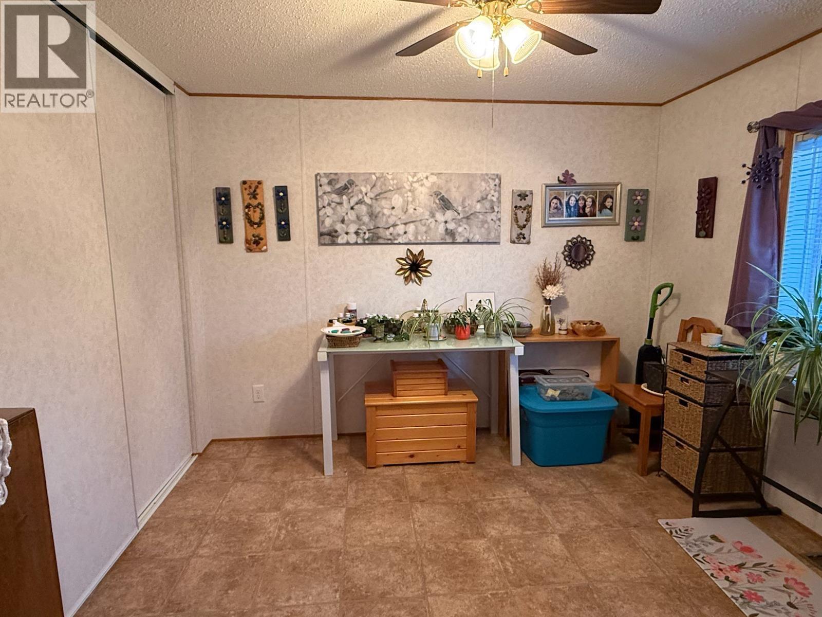 #57 3001 N MACKENZIE AVENUE - 18