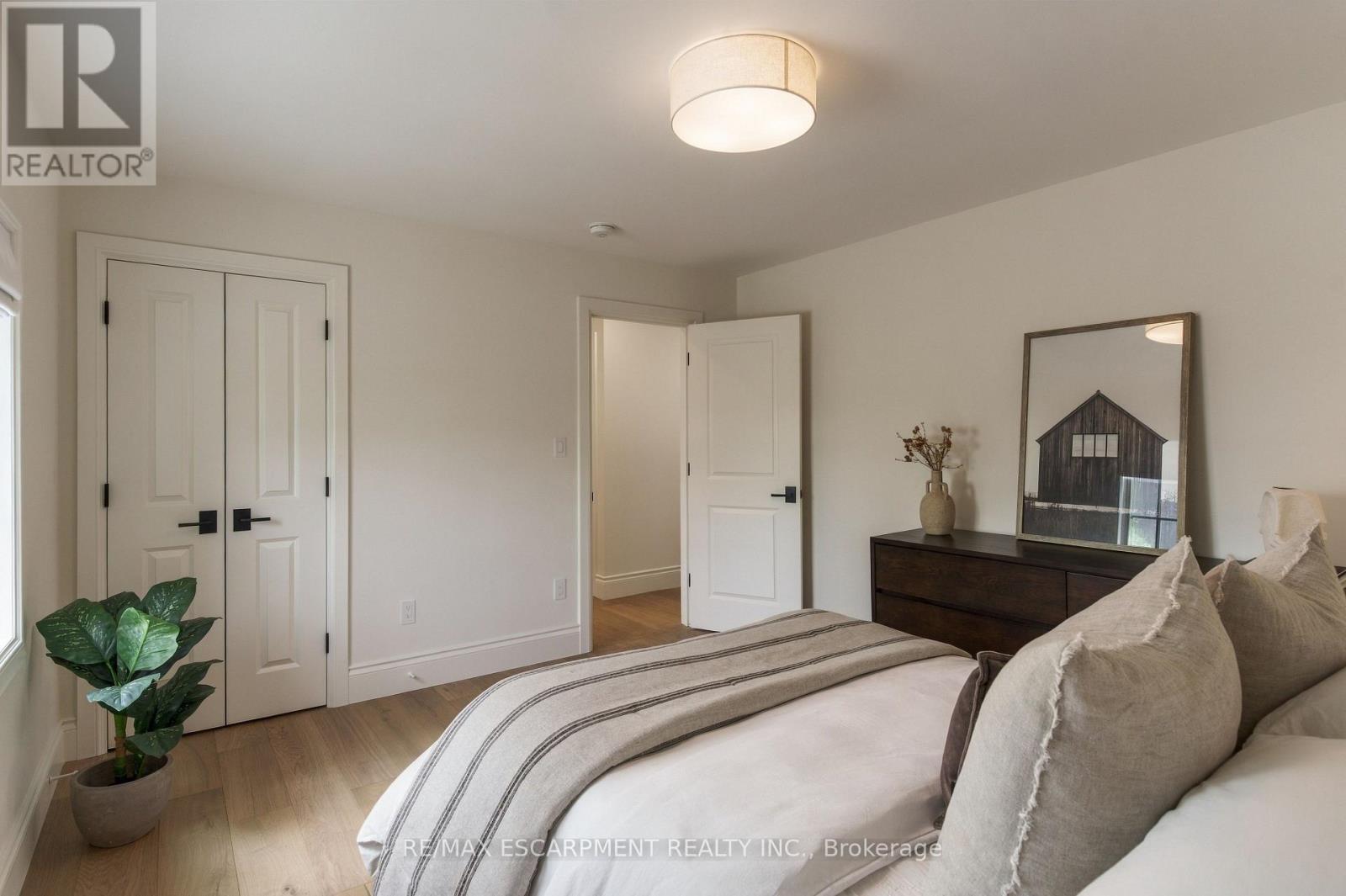 890 Forest Glen Avenue, Burlington, ON photo 30