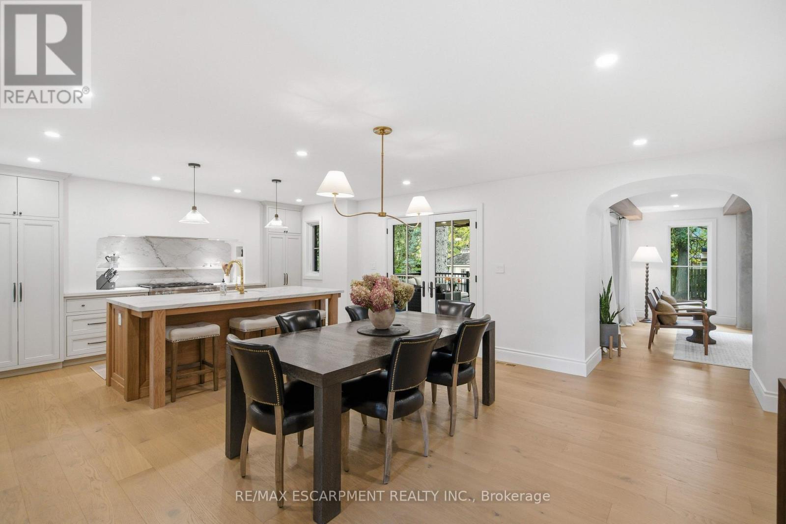 890 Forest Glen Avenue, Burlington, ON photo 7