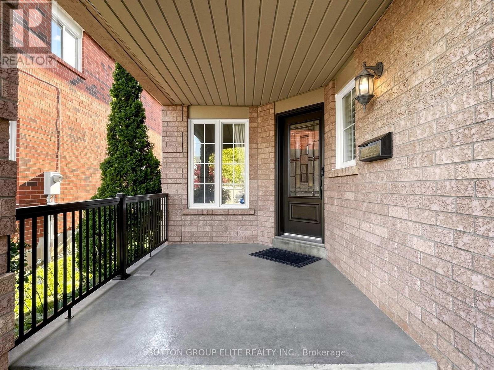 5708 Wells Place Drive — photo 2