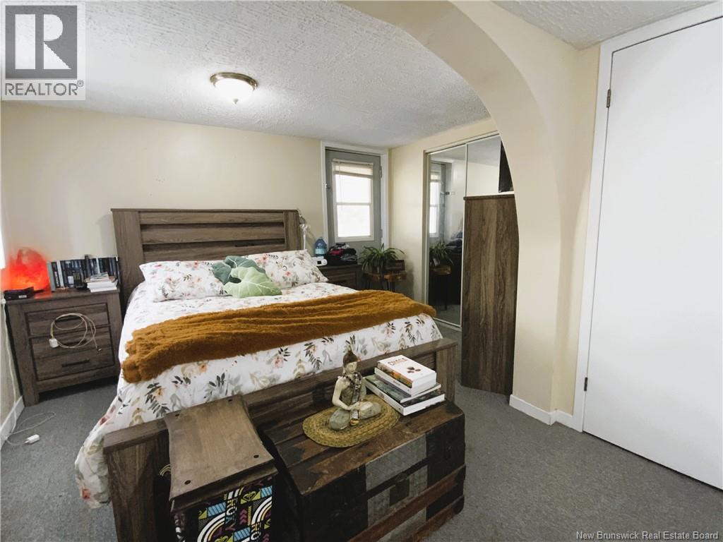 2123 Commerciale Street - 15