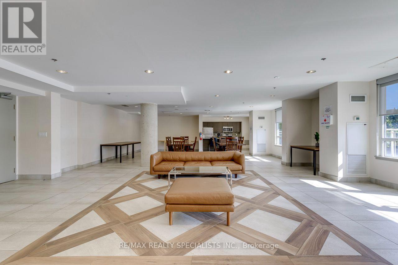 103- 812 Landsdowne Avenue, Toronto, ON photo 23
