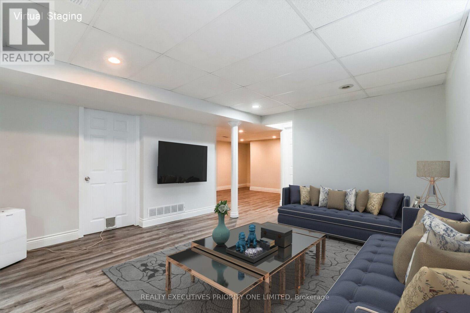 17 Drake Drive — photo 39