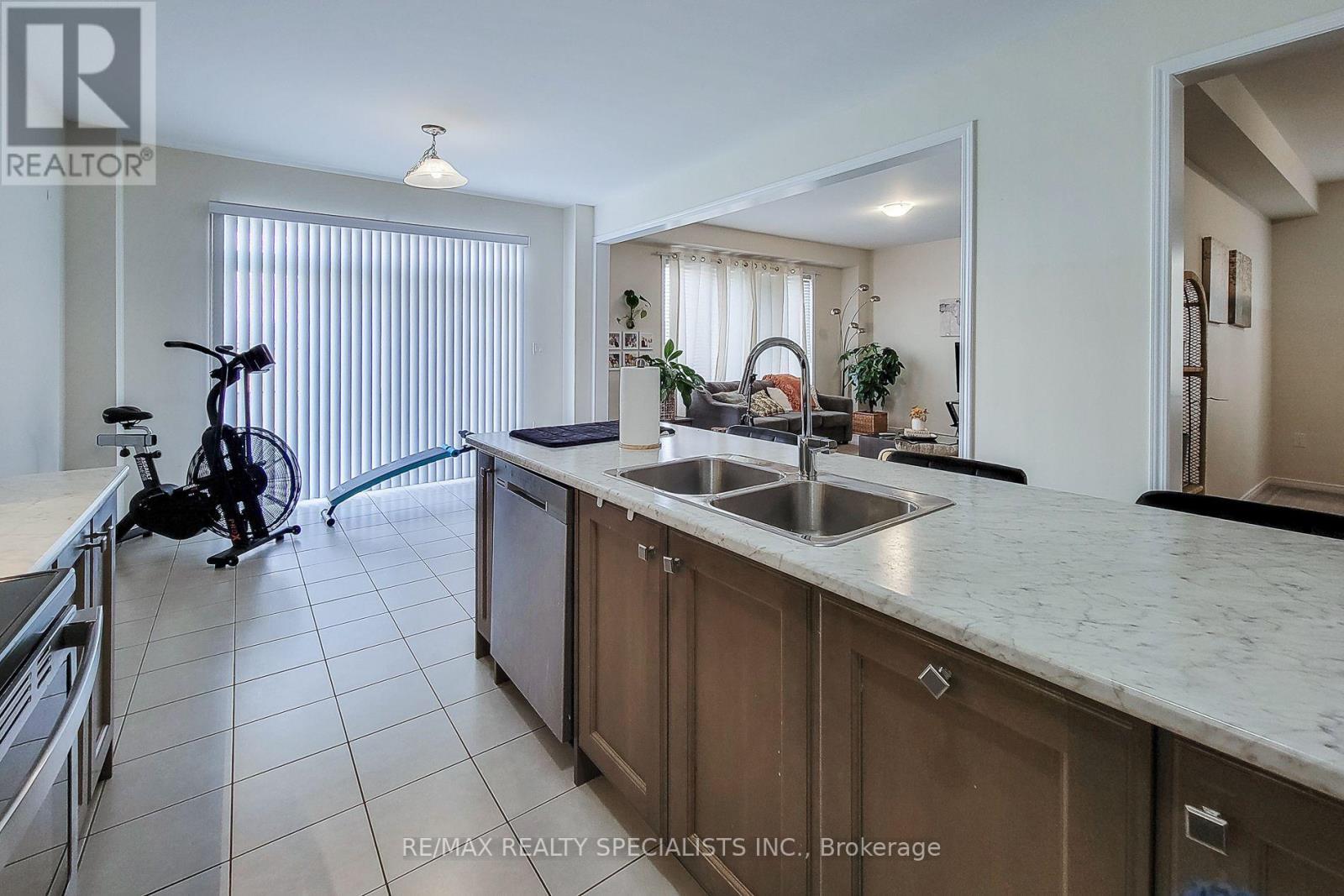 14 Beatty Avenue — photo 13