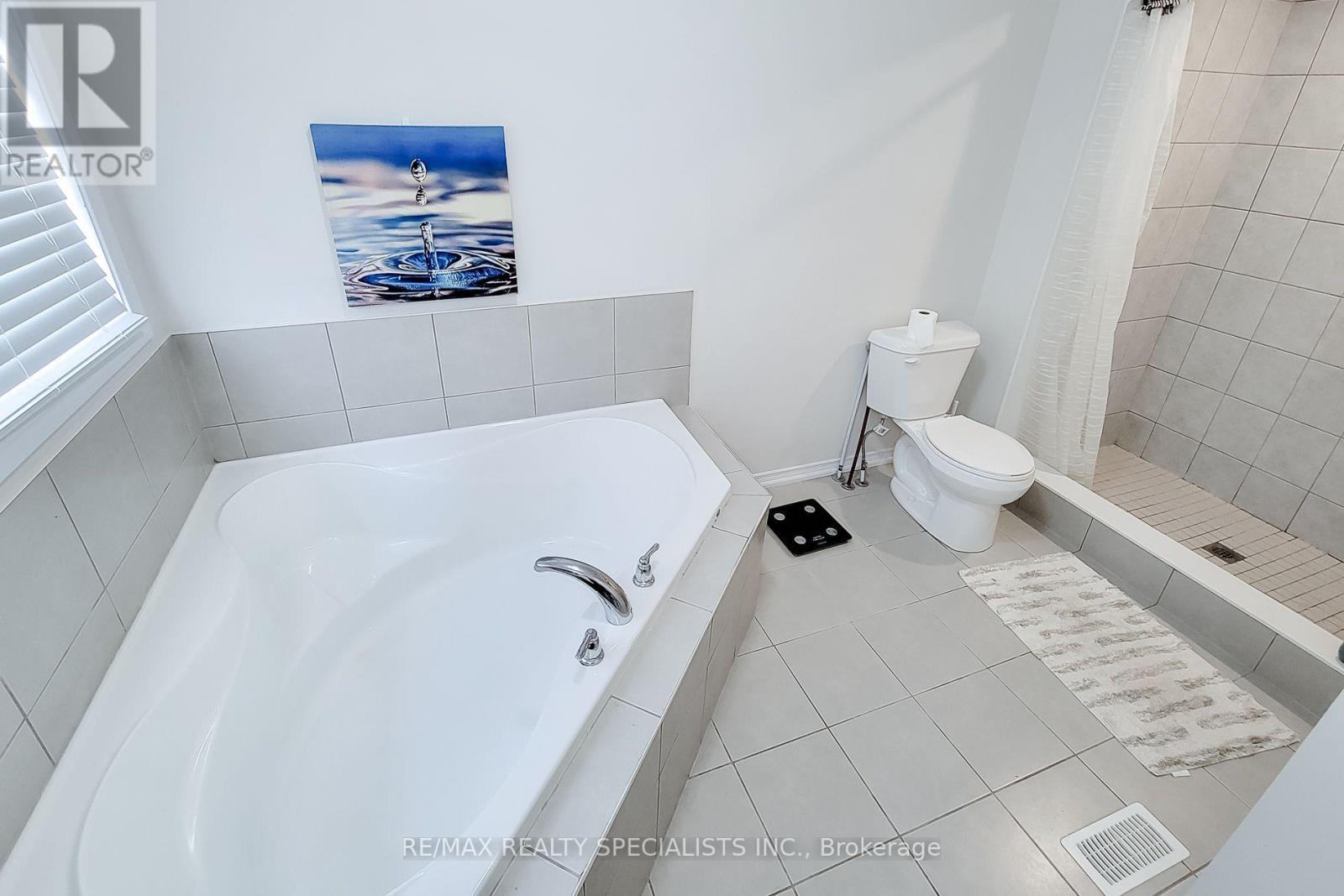 14 BEATTY AVENUE - 24