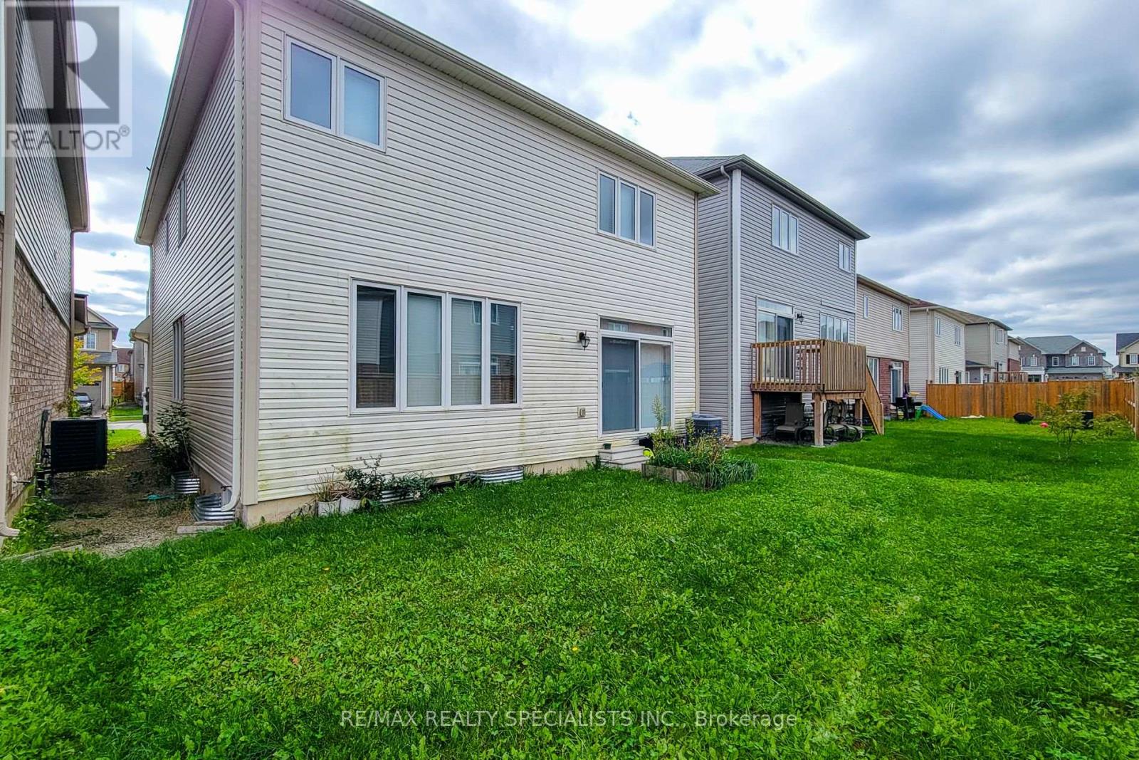 14 BEATTY AVENUE - 35