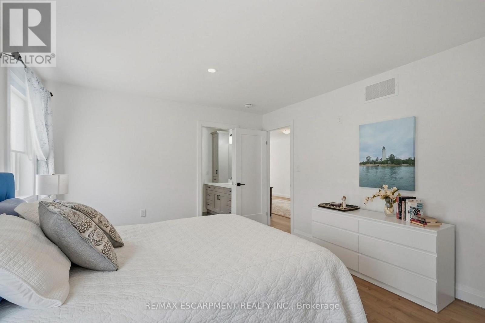 15 SAINT ANTHONY Place, Hamilton, ON photo 32
