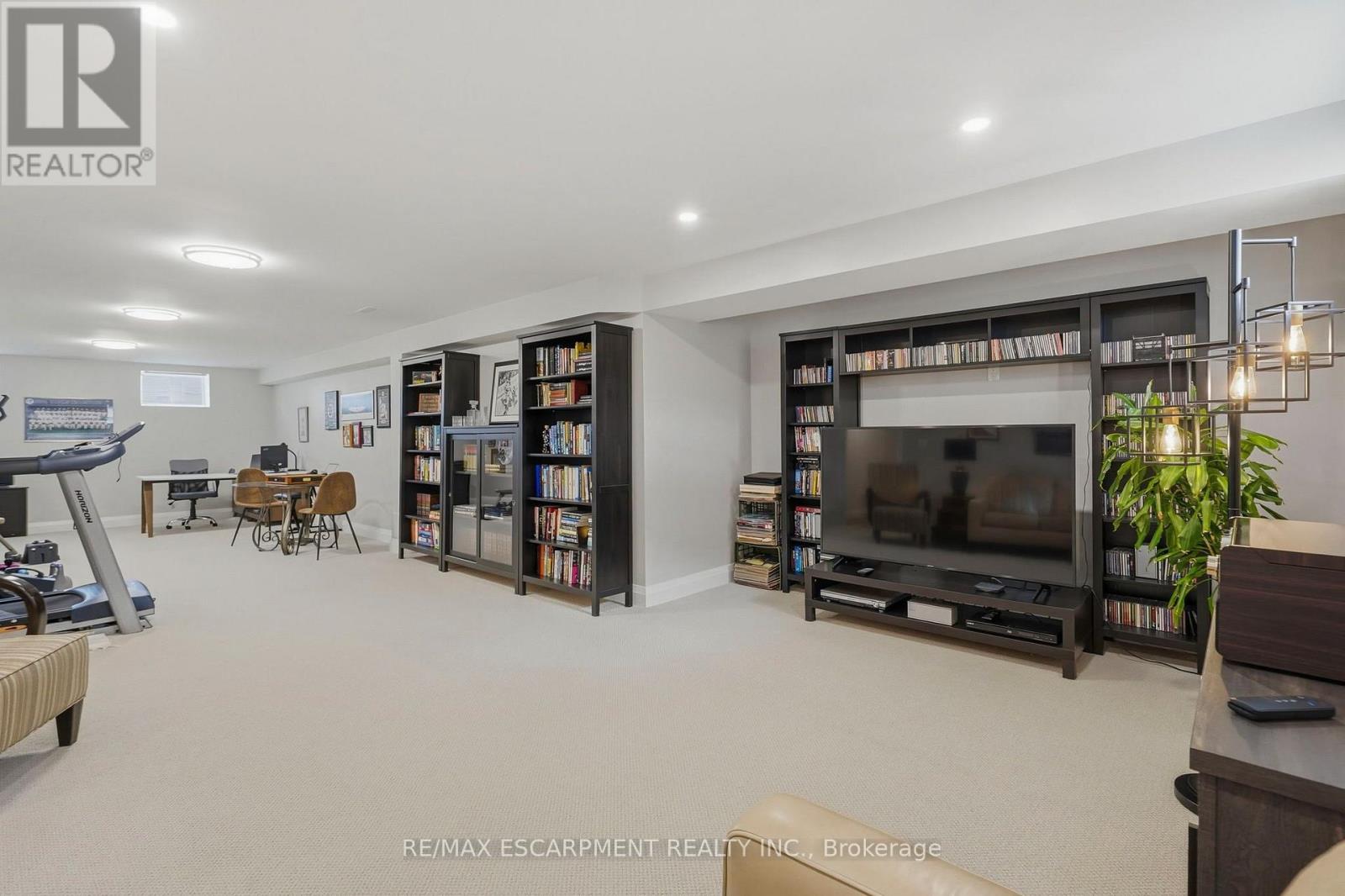 15 SAINT ANTHONY Place, Hamilton, ON photo 39