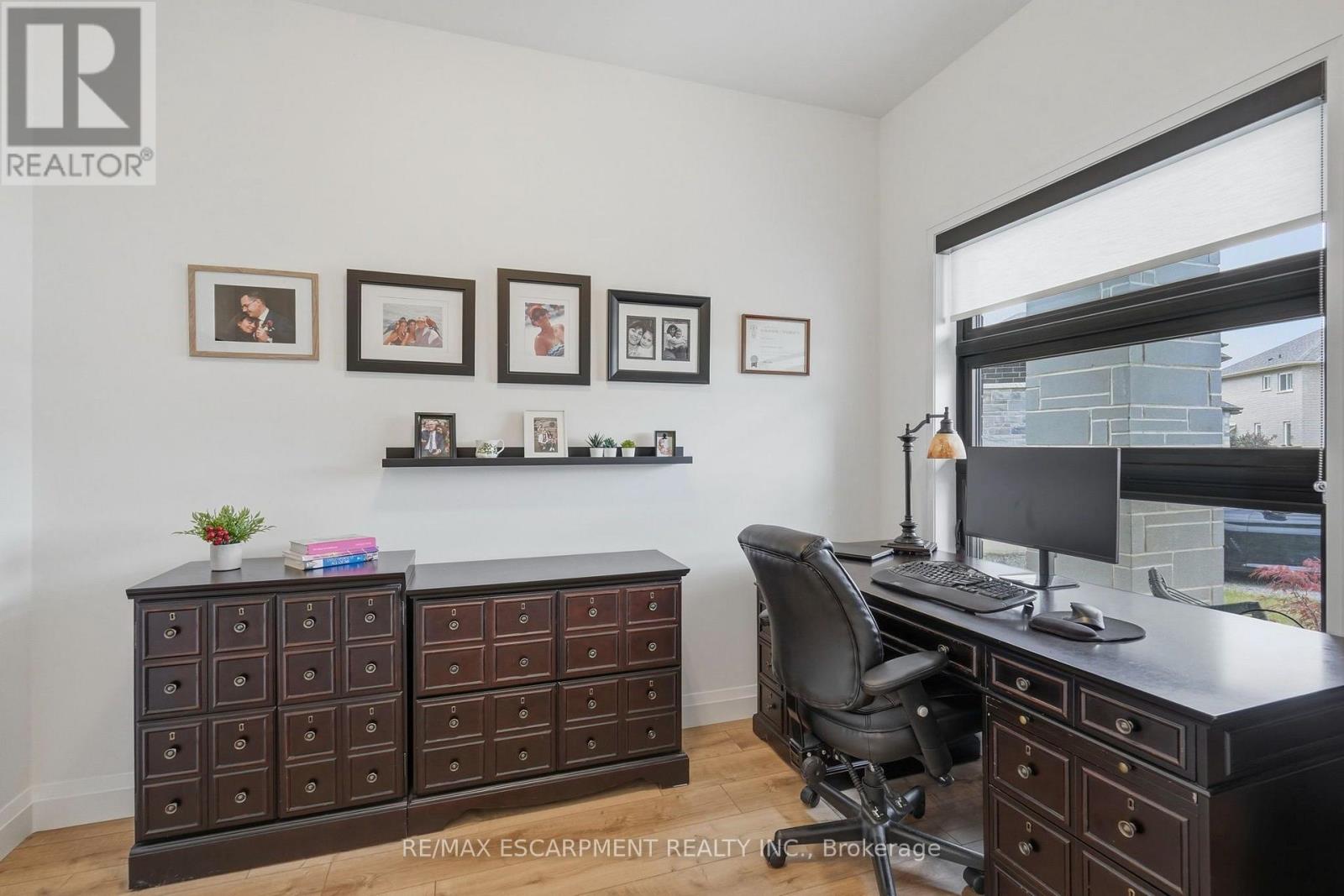 15 SAINT ANTHONY Place, Hamilton, ON photo 5