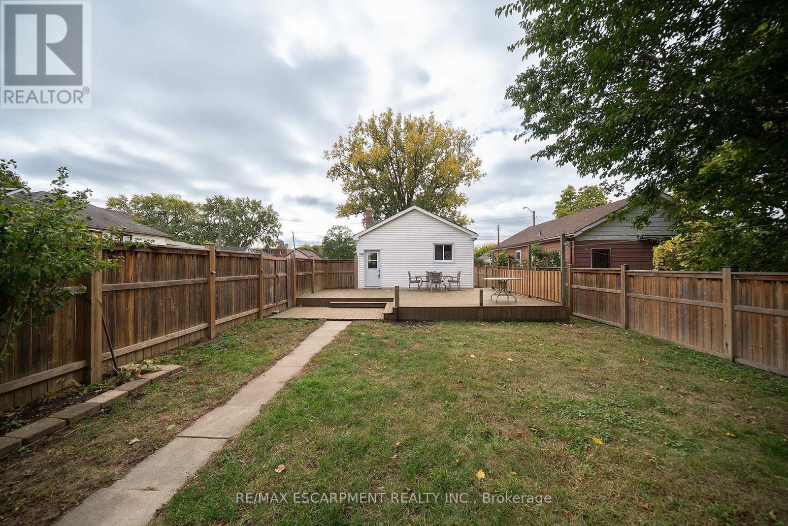 364 Wellington Street, Brantford, ON photo 24