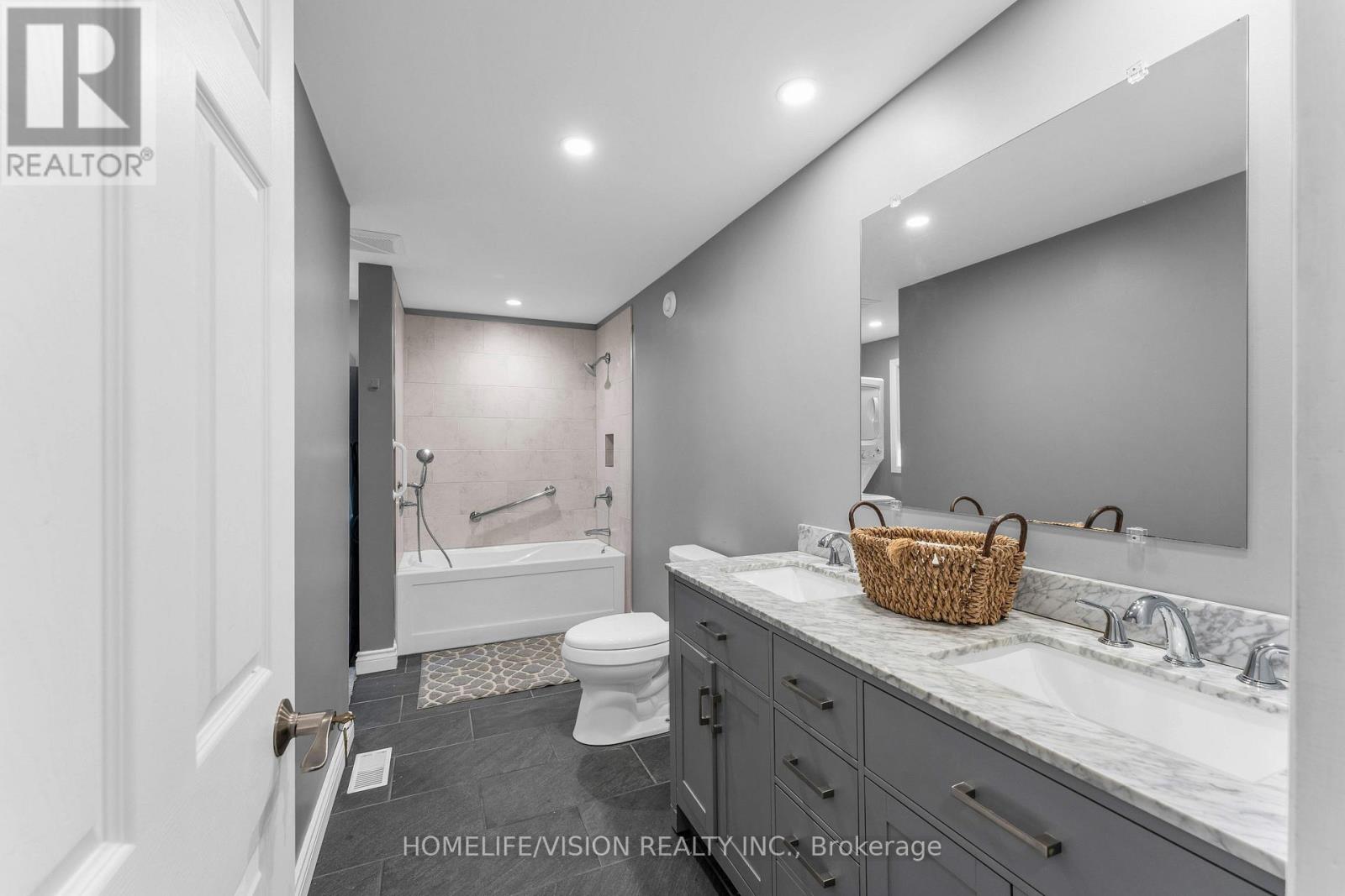 2862 Holleford Road, South Frontenac, ON photo 11