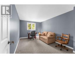 Laundry room - 2862 Holleford Road, South Frontenac, ON K0H1W0 Photo 9
